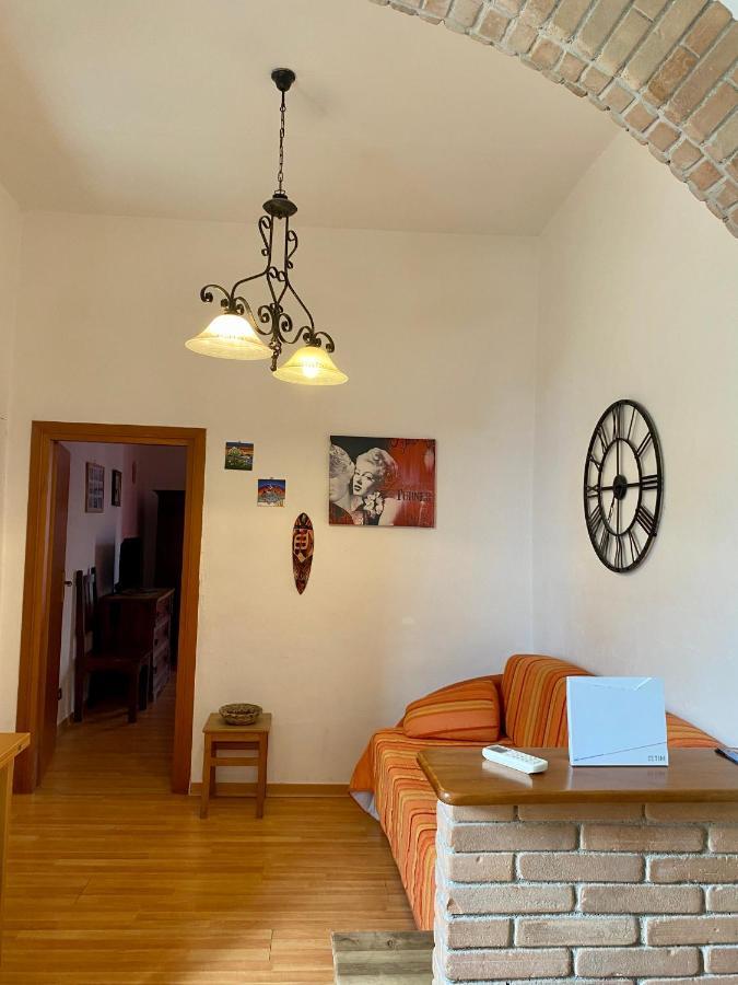 Holiday House Ginevra فورميا المظهر الخارجي الصورة