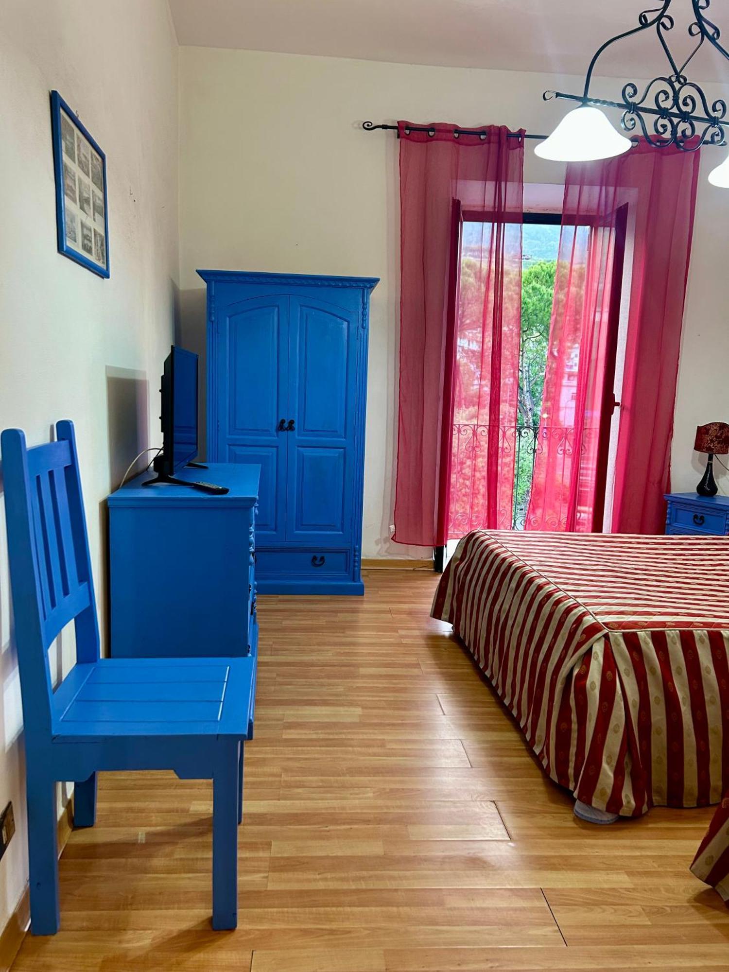 Holiday House Ginevra فورميا المظهر الخارجي الصورة